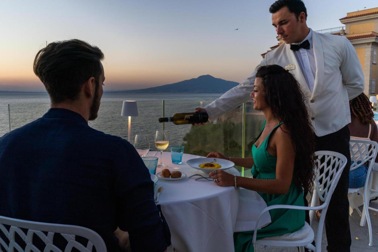 Hotel Corallo Sorrento Сант'Агнело Екстериор снимка
