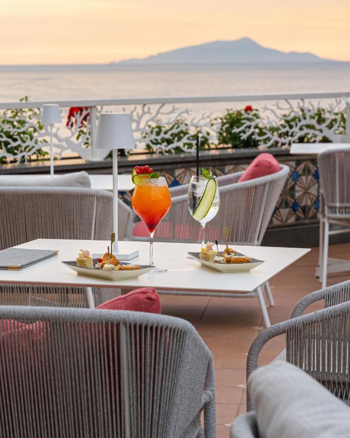 Hotel Corallo Sorrento Сант'Агнело Екстериор снимка