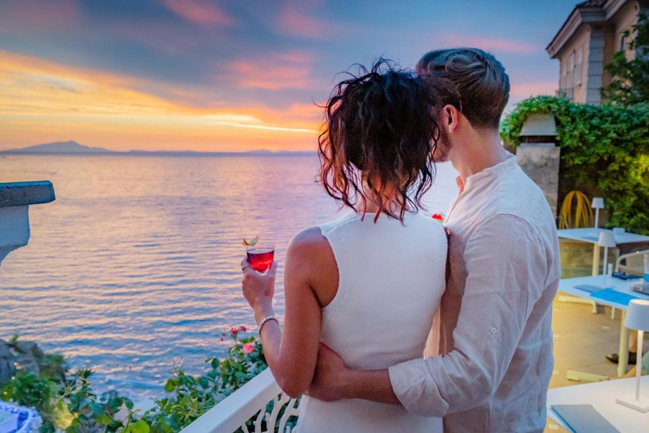Hotel Corallo Sorrento Сант'Агнело Екстериор снимка