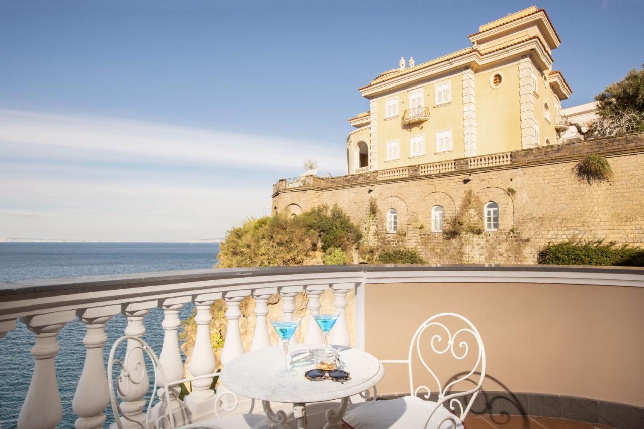 Hotel Corallo Sorrento Сант'Агнело Екстериор снимка