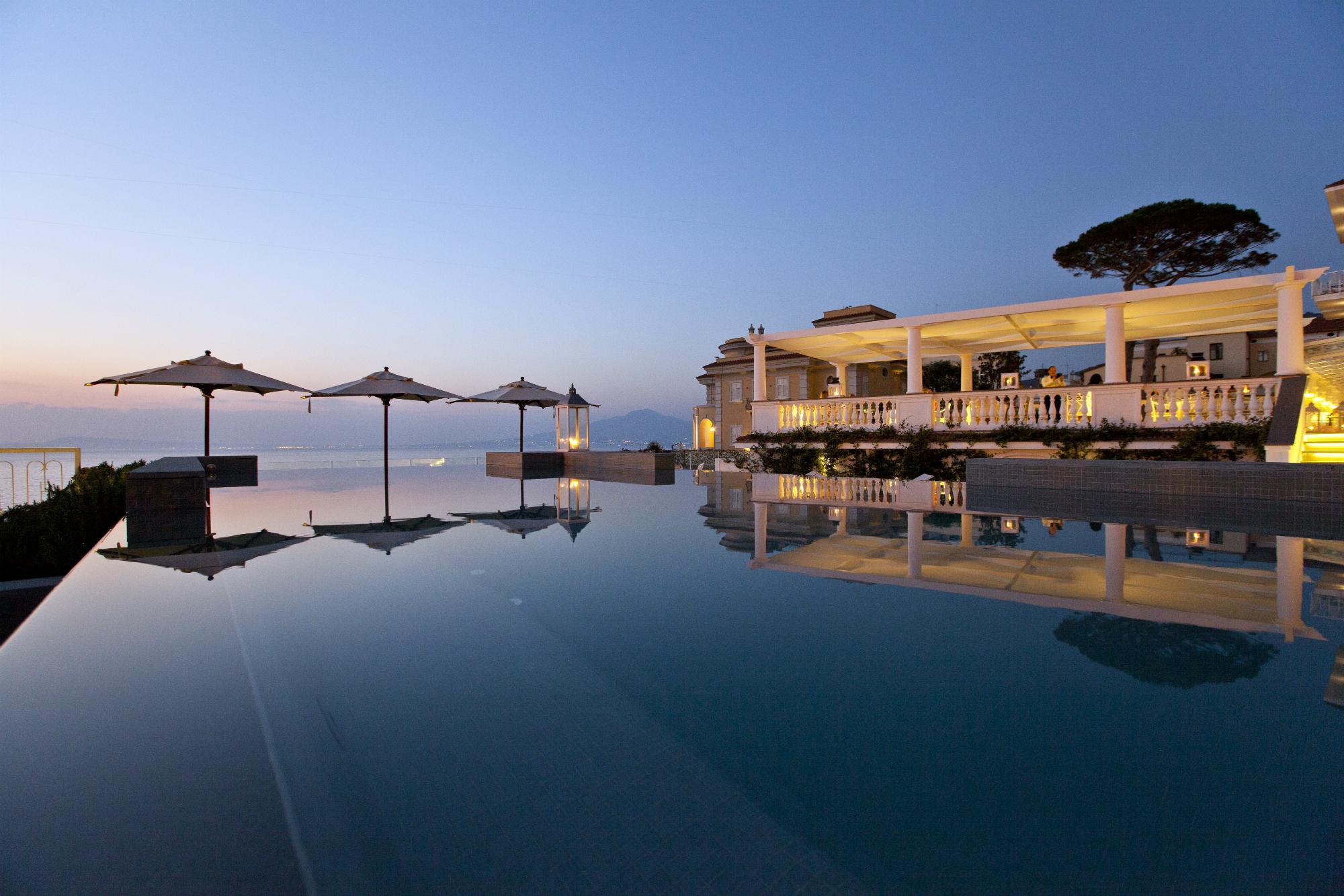 Hotel Corallo Sorrento Сант'Агнело Екстериор снимка