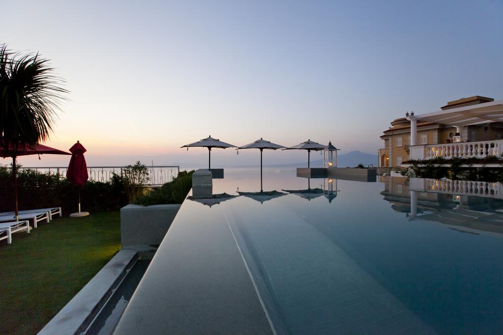 Hotel Corallo Sorrento Сант'Агнело Екстериор снимка
